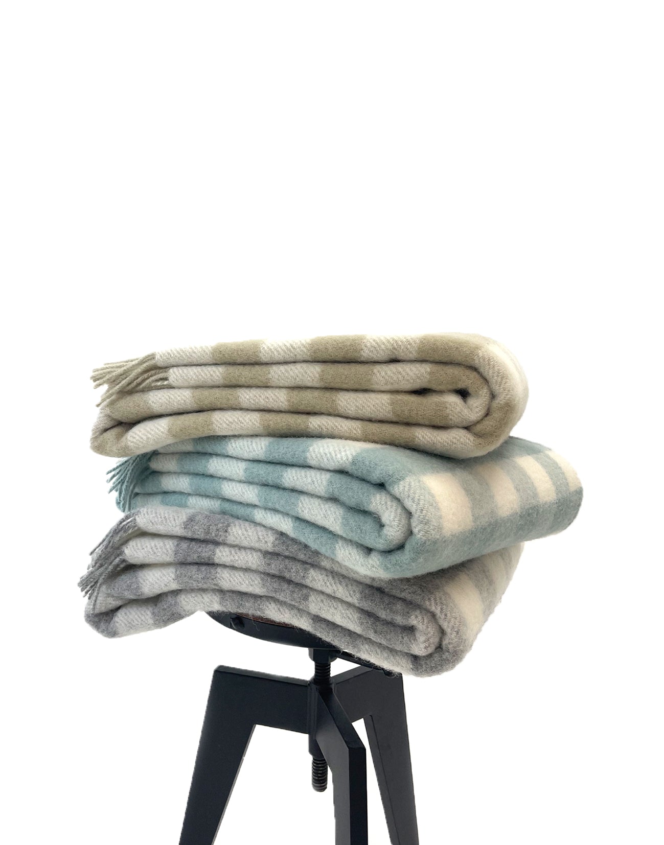 Buffalo Check Pure New Wool Throw - Grey